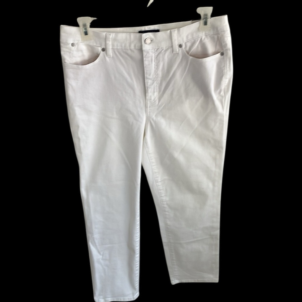 Talbots crop pant NWT
Simply flattering collection 
Size 12 women’s